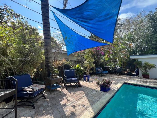 Astra, 590 NW 40th Ct #3, Oakland Park, Florida 33309, image 2