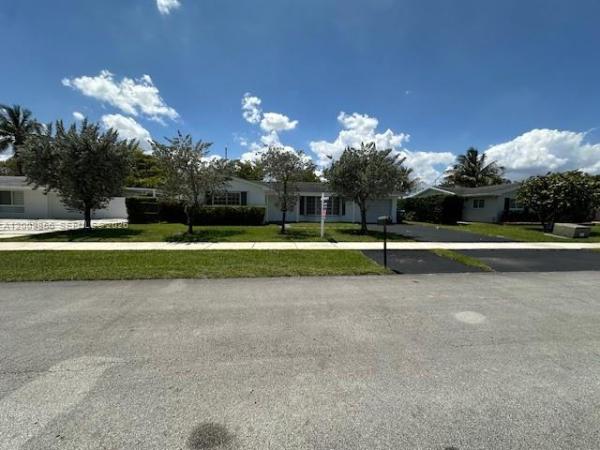 7814 SW 146th Ct, Unincorporated Dade County, Florida 33183, image 1
