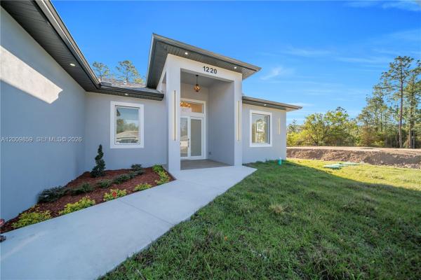 1220 Euclid Ave, Lehigh Acres, Florida 33972, image 2