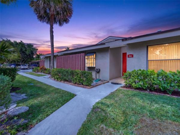 Willowbrook At The Meadows, 64 Meadows Dr, Boynton Beach, Florida 33436, image 1