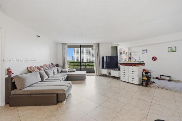 Parc Central Aventura South, 3300 NE 191st St #609, Aventura, Florida 33180, image 1