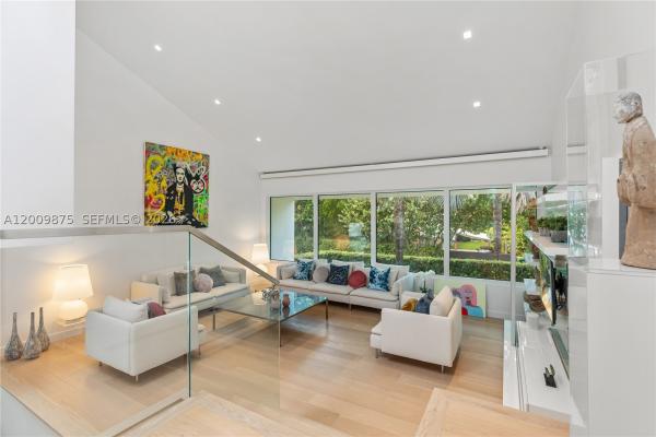 Cape Florida, 120 Knollwood Dr, Key Biscayne, Florida 33149, image 1