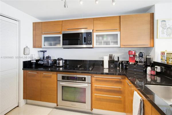 Vizcayne South, 253 NE 2nd St #2005, Miami, Florida 33132, image 3