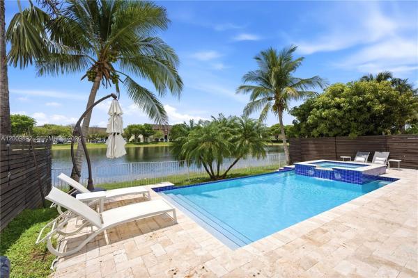 Gallapagos 2, 11090 NW 84th St, Doral, Florida 33178, image 2