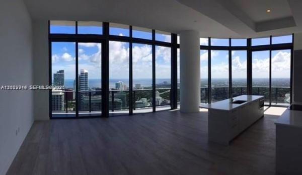 Brickell Heights East, 45 SW 9th St #4906, Miami, Florida 33130, image 2