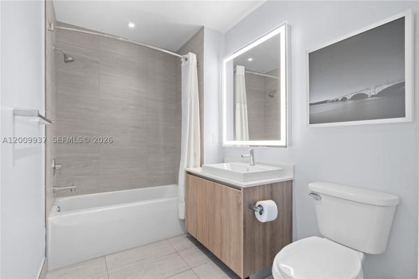 Aventura Parksquare Residences, 2960 NE 207th St #1003, Aventura, Florida 33180, image 3