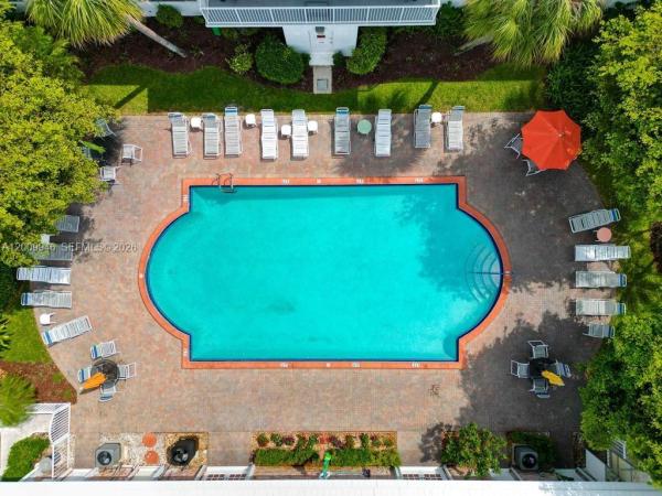 400 S Cypress Rd #424, Pompano Beach, Florida 33060, image 1