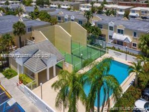 4590 SW 68th Court Cir #8, Unincorporated Dade County, Florida 33155, image 1