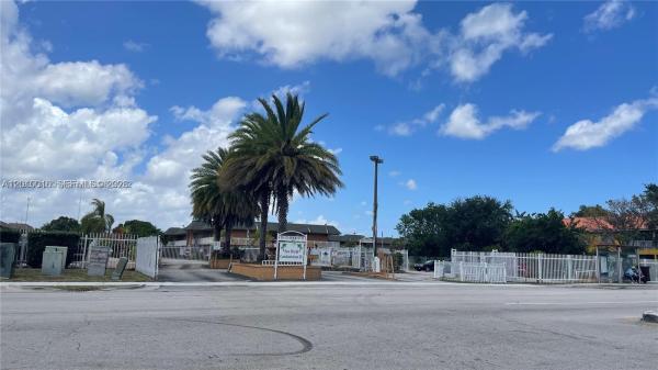 New World, 271 NW 177th St #B-104, Miami Gardens, Florida 33169, image 2