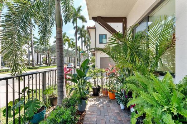 8368 Central Park Blvd, Doral, Florida 33166, image 3