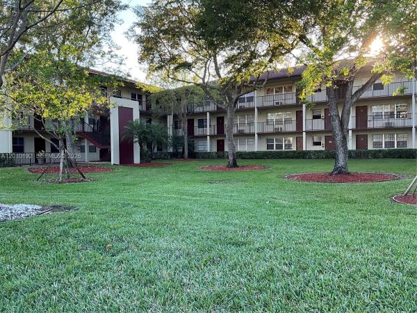 New Hampton At Century Village, 150 SW 134th Way #304R, Pembroke Pines, Florida 33027, image 1