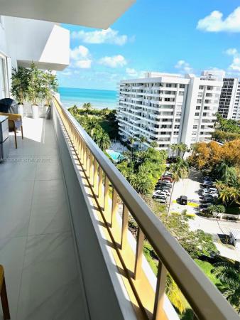 Commodore Club West, 155 Ocean Lane Dr #1105, Key Biscayne, Florida 33149, image 1