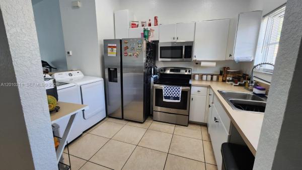 Pembroke Place, 3926 SW 48th Ave, Pembroke Park, Florida 33023, image 1