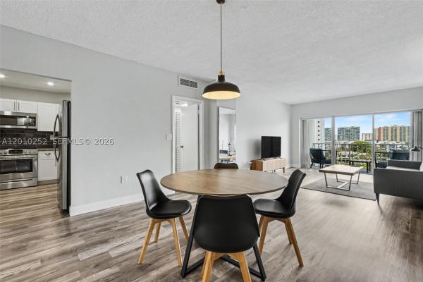 Arlen House West, 500 Bayview Dr #727, Sunny Isles Beach, Florida 33160, image 1