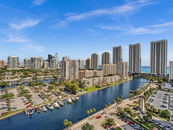 Arlen House West, 500 Bayview Dr #727, Sunny Isles Beach, Florida 33160, image 1