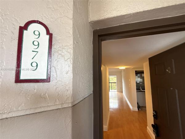 Villas De Venezia, 9979 Nob Hill Ln, Sunrise, Florida 33351, image 1