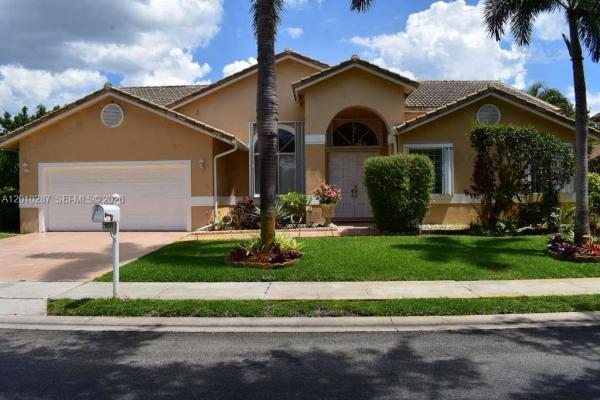 Emerald Lake Estates At The Landings, 1231 SW 102nd Ave, Pembroke Pines, Florida 33025, image 1
