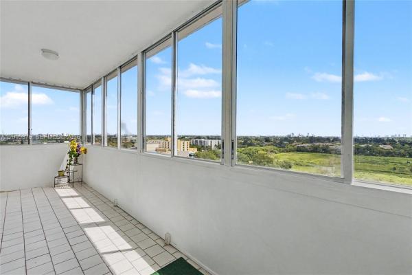 Hillcrest, 3800 Hillcrest Dr 1211 #1211, Hollywood, Florida 33021, image 1