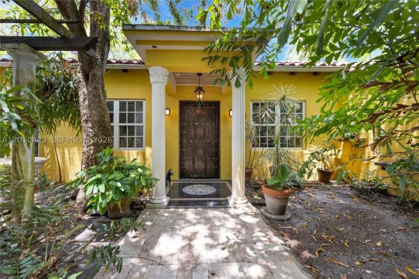 Aqua Marine, 650 NE 76th St, Miami, Florida 33138, image 2