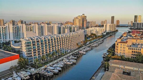 Artech Residences At Aventura, 2950 NE 188th St #448, Aventura, Florida 33180, image 2
