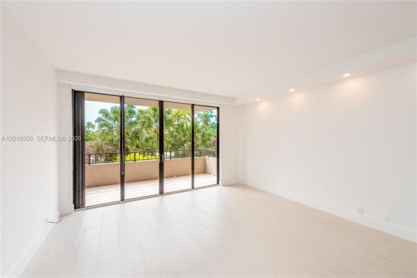 The EmeraldBay At Key Colony, 151 Crandon Blvd #241, Key Biscayne, Florida 33149, image 1