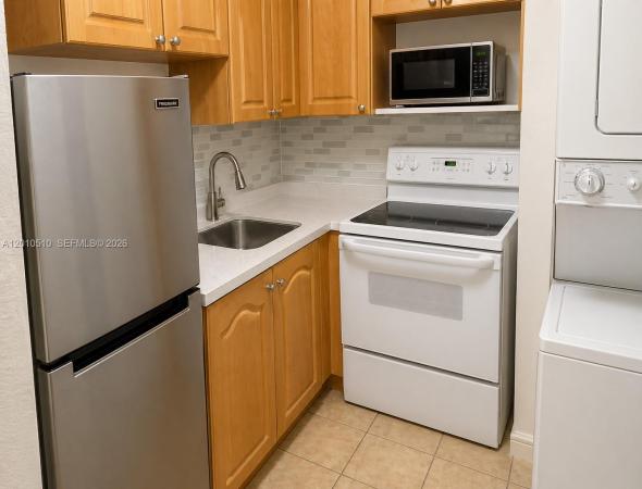 1930 SW 2nd St #4, Miami, Florida 33135, image 2