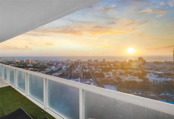 Icon South Beach, 450 Alton Rd #2810, Miami Beach, Florida 33139, image 1