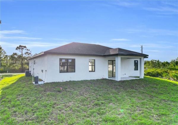 Lehigh Acres Residential, 346 Ranchito Ave, Lehigh Acres, Florida 33974, image 2