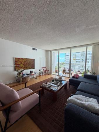 Del Prado, 18061 Biscayne Blvd #601-2, Aventura, Florida 33160, image 1
