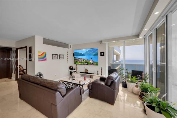 Beach Club 3, 1800 S Ocean Dr #2205, Hallandale Beach, Florida 33009, image 2