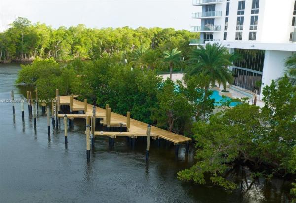 The Harbour South Tower, 16385 Biscayne Blvd #717, North Miami Beach, Florida 33160, image 1