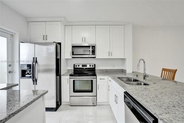 Water Bridge, 5950 Del Lago Cir #104, Sunrise, Florida 33313, image 1