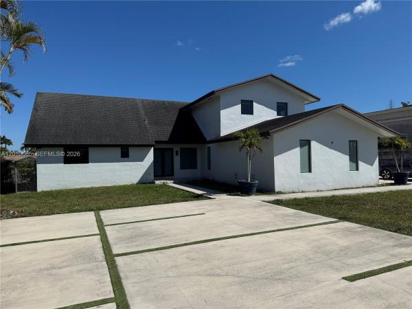 3155 SW 132nd Ave, Unincorporated Dade County, Florida 33175, image 1