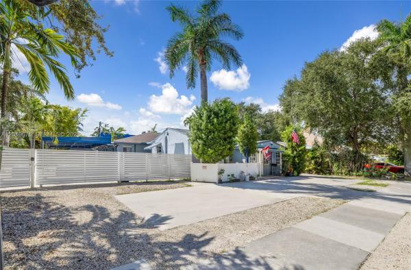 Hollywood Estates, 1812 Coolidge St #1-4, Hollywood, Florida 33020, image 1
