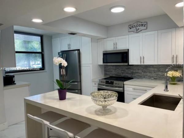 Clearwater Of Meadowlakes, 1266 S Military Trl #514, Deerfield Beach, Florida 33442, image 2