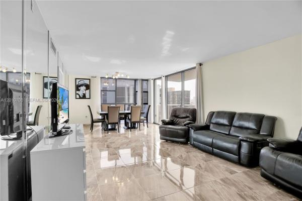 Flamenco, 3701 N Country Club Dr #2203, Aventura, Florida 33180, image 2