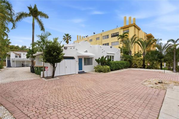 Griffing Biscayne Park Estates, 340 NE 125th St, North Miami, Florida 33161, image 2