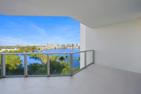 North Tower At Marina Palms, 17301 Biscayne Blvd #808, North Miami Beach, Florida 33160, image 1