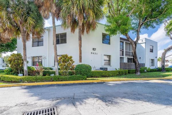 9431 Fontainebleau Blvd #112, Unincorporated Dade County, Florida 33172, image 1