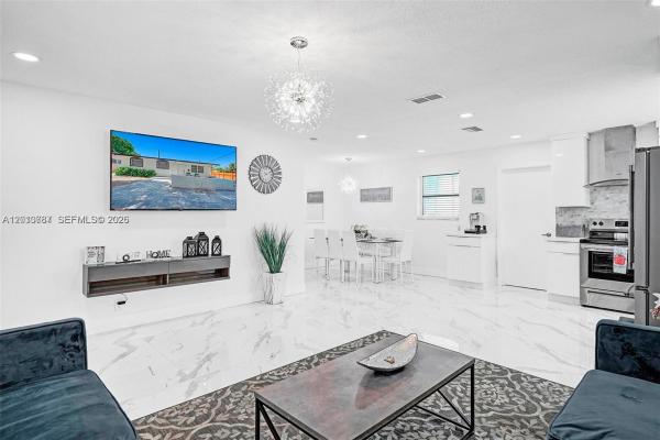 2338 Fillmore St #2A, Hollywood, Florida 33020, image 1