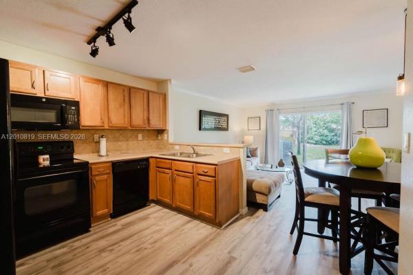 Melrose Point, 3011 SW 128th Ave #102, Miramar, Florida 33027, image 3