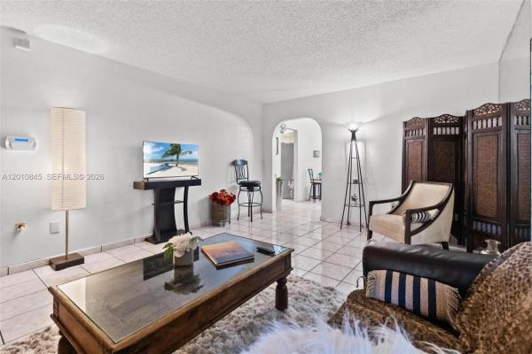 South Shenandoah, 1712 SW 13th St, Miami, Florida 33145, image 3