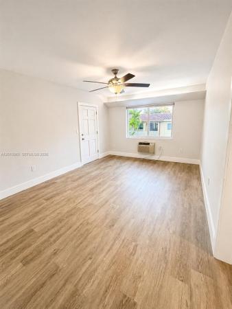 125 Edgewater Dr #9, Coral Gables, Florida 33133, image 1