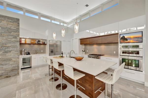 Diplomat Golf Estates, 907 Diplomat Pkwy, Hallandale Beach, Florida 33009, image 3