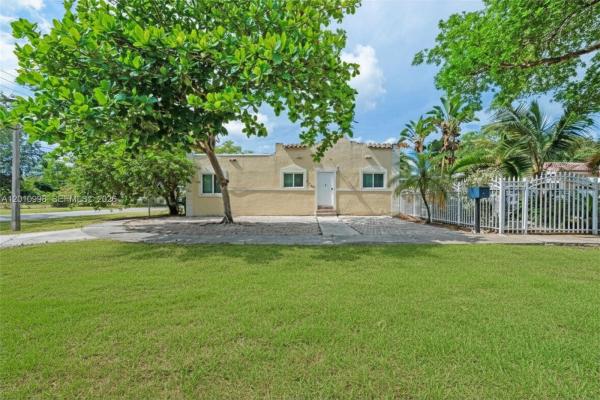 Sunkist Grove, 1199 NW 121st St, North Miami, Florida 33168, image 1