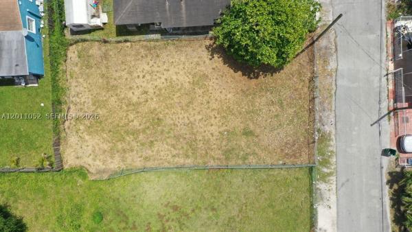 2455 NW 55th St, Unincorporated Dade County, Florida 33142, image 2