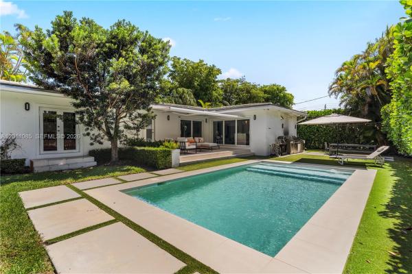 Riviera, 1531 Consolata Ave, Coral Gables, Florida 33146, image 1