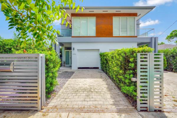 Ponce De Leon Townhomes, 3446 SW 23rd St, Miami, Florida 33145, image 1