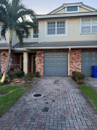 Carriage Homes At Bentley Park, 2971 NW 33rd Way, Lauderdale Lakes, Florida 33311, image 1