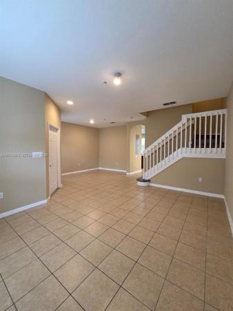 Tuscan Villas, 2851 W Prospect Rd #404, Tamarac, Florida 33309, image 2